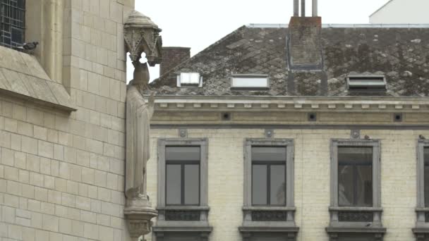 Estátua Canto Edifício — Vídeo de Stock