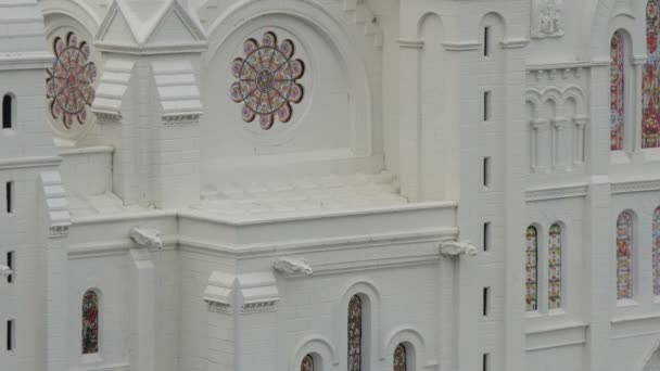 Aufbau Einer Miniatur Der Herz Jesu Basilika — Stockvideo