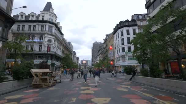 Bâtiments Personnes Intersection Une Rue — Video