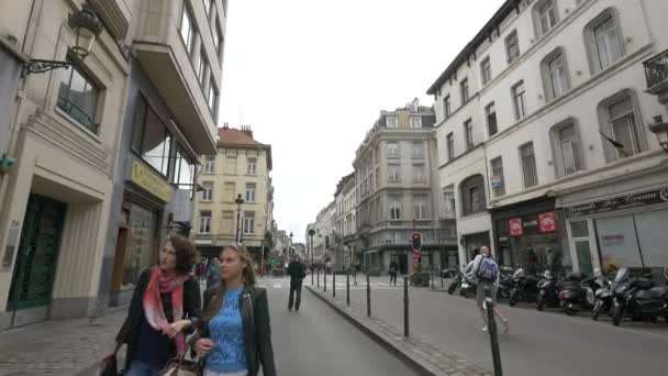 Stadsleven Buurt Van Een Straat Conjunctie — Stockvideo