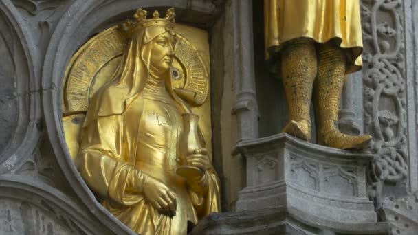 Estátuas Ouro Basílica Santo Sangue — Vídeo de Stock