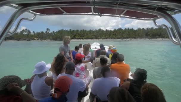 Navegando Direção Costa República Dominicana — Vídeo de Stock