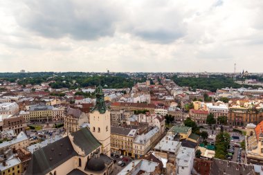 Eski küçük şehir Lviv görünümünü