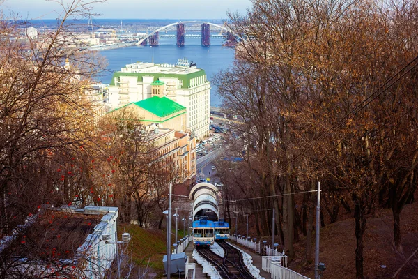Vista de la ciudad desde el funicular — Foto de Stock