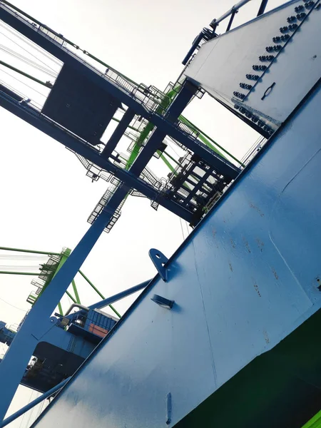 Набережная Корабль Берег Sts Верфи Гавани Соронг — стоковое фото