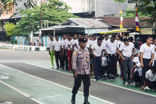 Sorong Zachodnia Papua Indonezja Sierpnia 2021 Fizyczny Rozwój Indonezyjskiej Policji — Zdjęcie stockowe