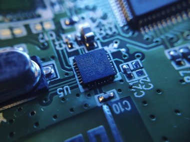 Bir konsol oyununun joystick içerisindeki bileşenleri