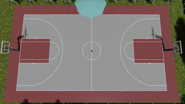 Basketbol Topu Basketbol Sahasının Ortasında Topu Yakınlaştır — Stok video
