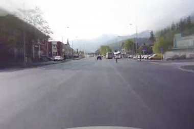 şehirde araba sürüş