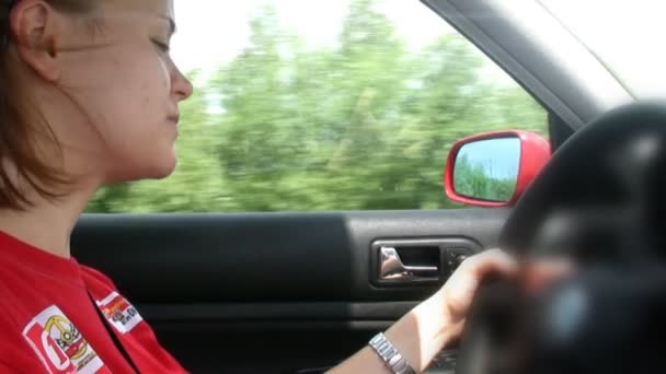 Woman driving car — Stock Video