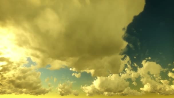 Wolken die bewegen op sky — Stockvideo