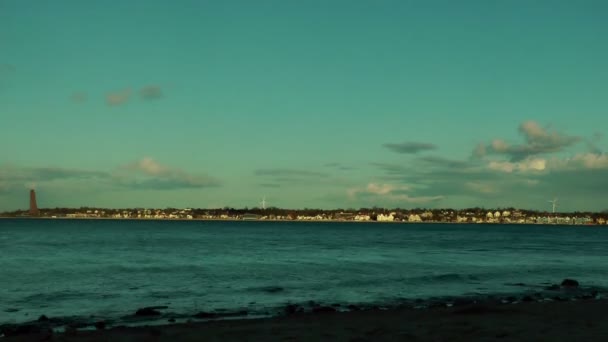 Pescador al atardecer con costa de Laboe — Vídeos de Stock