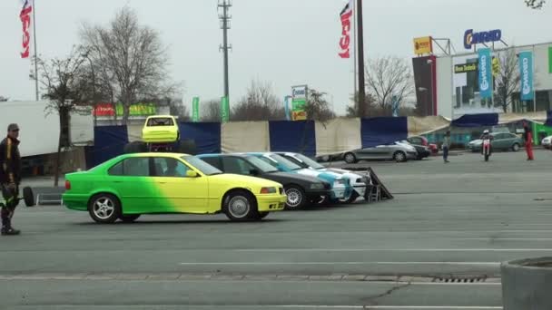 Osiągi motocykla na pokaz kaskaderski — Wideo stockowe