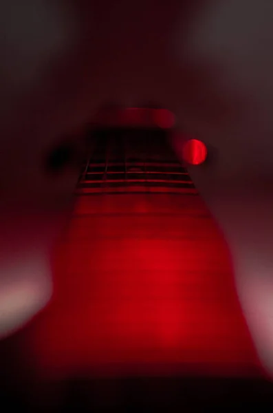 Elektronische Gitarre Mit Licht Einem Dunklen Raum — Stockfoto