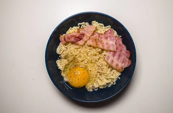 Noodles Egg Bacon — Stock Photo, Image