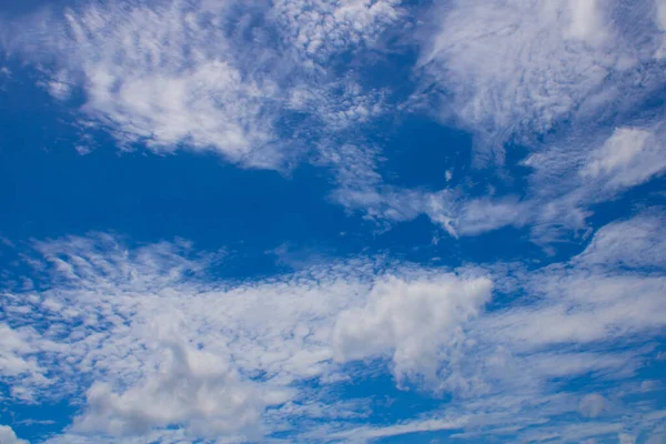 Wolken Hemelsblauwe Achtergrond — Stockfoto