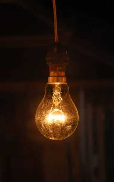 Old Light Bulbs Shine Darkness Images — Stock Photo, Image