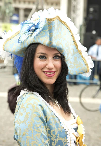 歴史的で伝統的な馬車のパレードの Partecipant — ストック写真