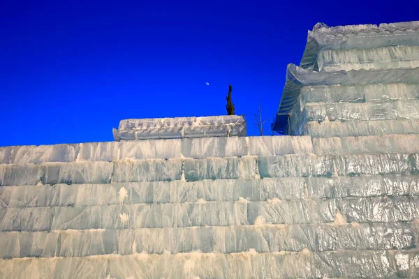 Enorme Hielo Como Fondo —  Fotos de Stock