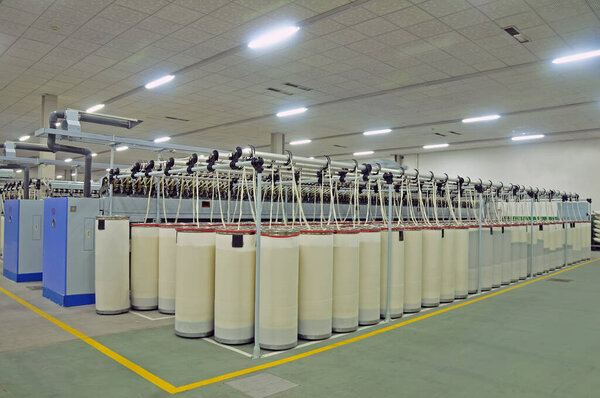 Cotton group in spinning production line factory 