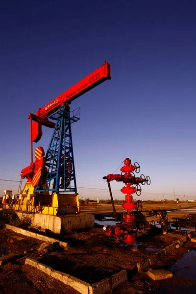 Нафтовий Насос Обладнання Нафтової Промисловості — стокове фото