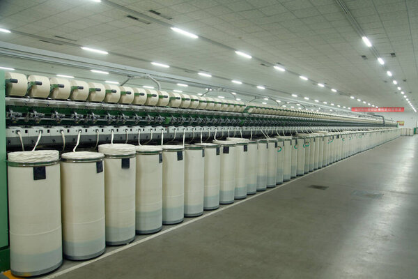 Cotton group in spinning production line factory 