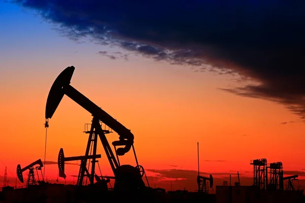 Нефтяной Насос Промышленное Оборудование Добыча Нефти — стоковое фото