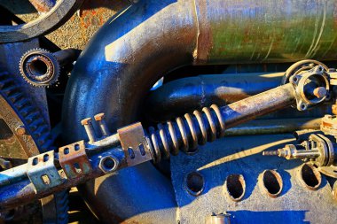 Sanayi ekipmanlarının yerel özellikleri