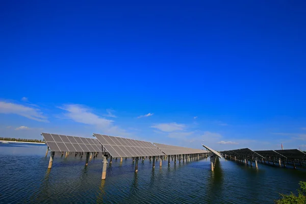 Solární Panely Průmyslová Úsporná Zařízení — Stock fotografie