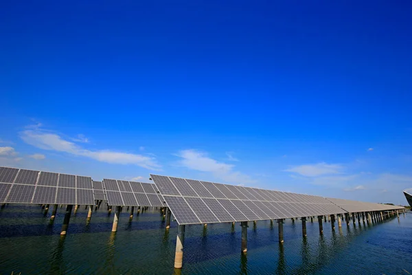 Paneles Solares Equipos Industriales Ahorro Energía — Foto de Stock