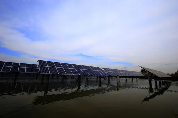 Zonnepaneel Energiebesparing Industriële Apparatuur — Stockfoto