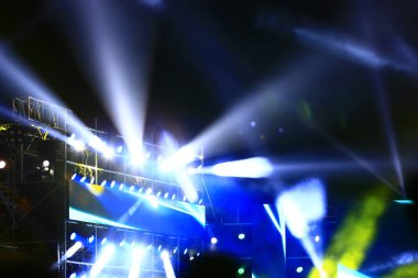 Karanlık, yakın plan resimlerdeki sahne aydınlatma efekti 