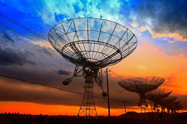 Silueta Observatoře Radioteleskopu — Stock fotografie