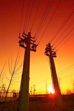 Pylon, endüstriyel güç ekipmanları