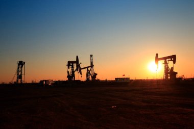 Petrol pompası, endüstriyel teçhizat