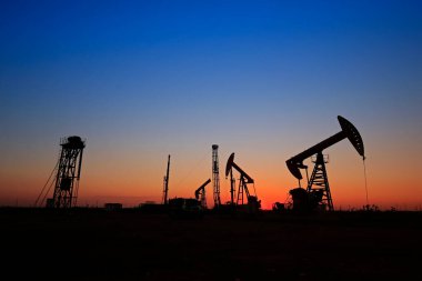 Petrol pompası, endüstriyel teçhizat