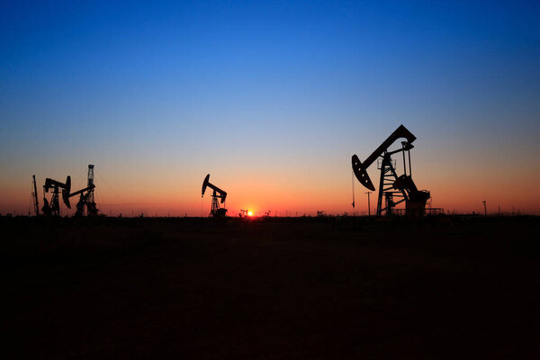 The oil pump, industrial equipmen