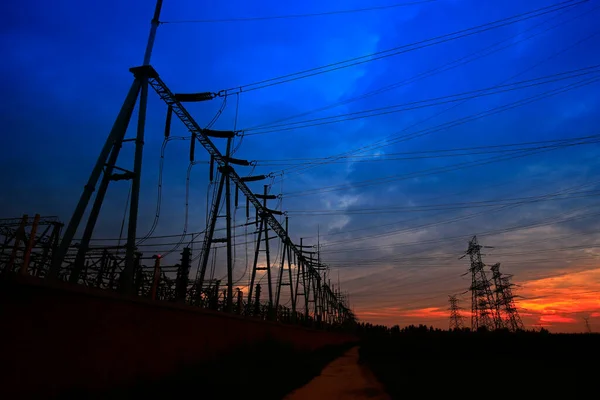 Pylon Hoge Spanning Toren Lucht Achtergrond — Stockfoto