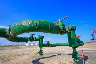 Endüstriyel ekipmanlardaki cıvatalar ve fındıklar 