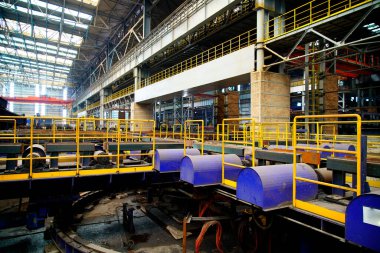 Ağır yuvarlanan değirmen, sıcak yuvarlanan atölyede çelik