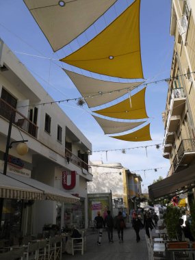 Kuzeye doğru yürüyoruz. Kıbrıs.