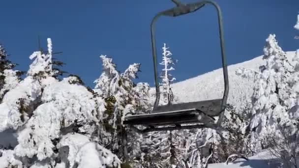 Ski Lift Ski Resort Snowy Mountain Paisagem Férias — Vídeo de Stock