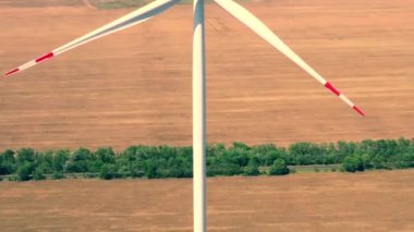 Elektrik üretimi için yel değirmenleri, Rusya.