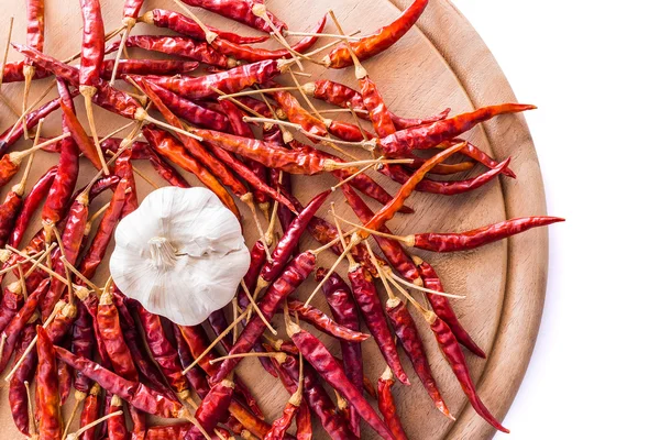 Dried peppers and garlic for cooking. — Stock Photo, Image