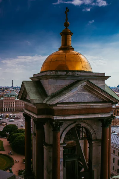 St. Isaac's Cathedral gözlem güverteden görüntülemek