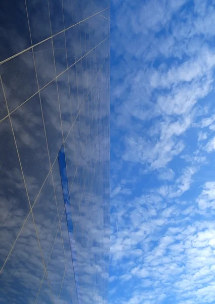 Texture bleue des bâtiments en verre clair — Photo
