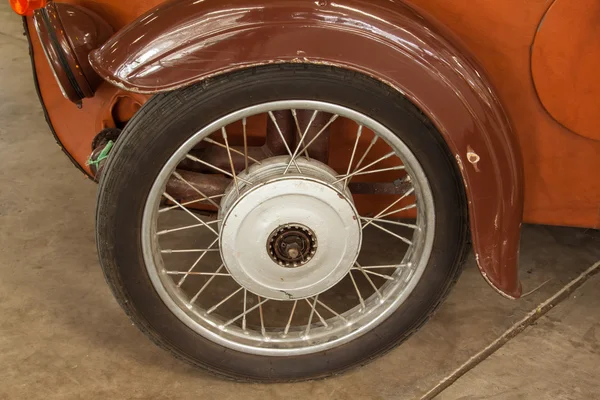 Vintage wheels arabaları — Stok fotoğraf