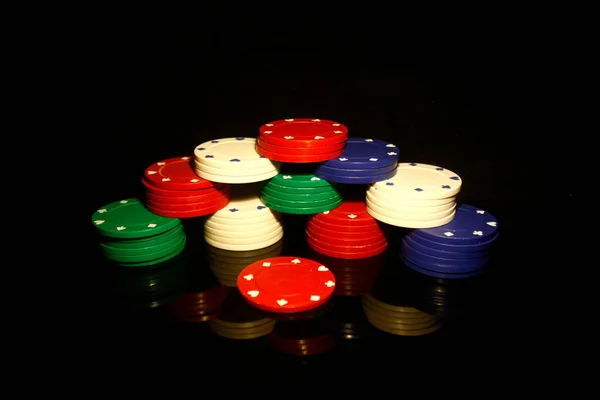 Stacks Poker Chips Red Chip Front Isolated Black Reflections — Stock Photo, Image