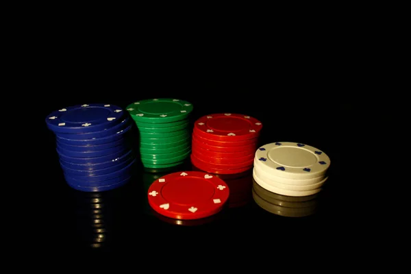 Fichas Poker Com Corações Chip Verde Frente Isolado Preto Com — Fotografia de Stock