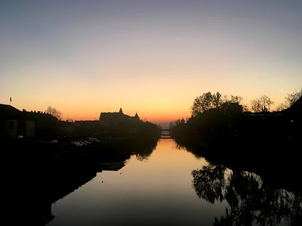 Naturskön Utsikt Över Floden Bega Timisoara Vid Solnedgången — Stockfoto